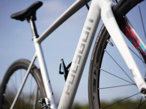 Straight bar best sale road bike