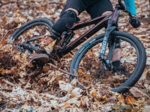 Mountain Bike Protective Gear That You Should Know - Rodalink