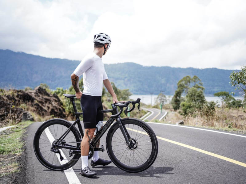 Hybrid Bicycle vs Road Bike, Which one is Better to Have? Rodalink