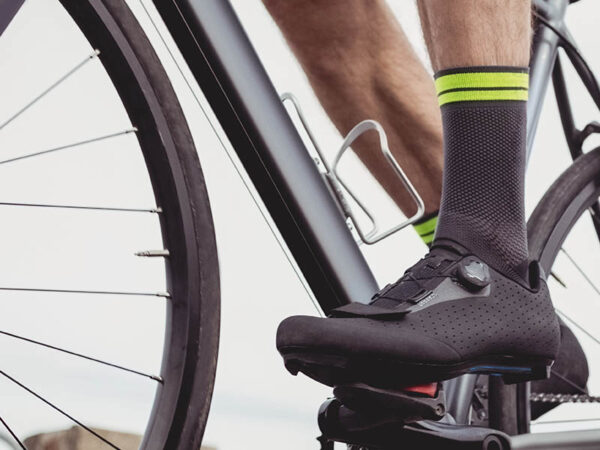difference between alloy and steel bike frames