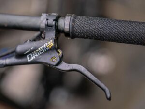 Mountain bike brake discount levers