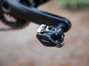 Road bike best sale pedal types