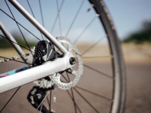 Rim Brakes and Disc Brakes Difference