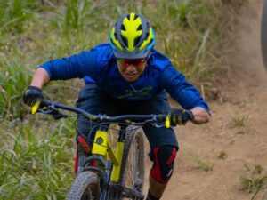 Mountain bike safety clearance gear