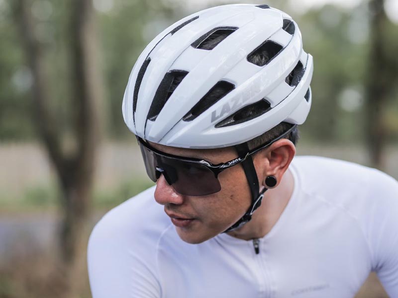 Road Bike Accessories You Must Have For Best Riding Rodalink