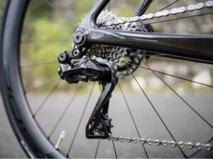 Hybrid bike online groupset