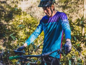 Mtb best sale protective gear