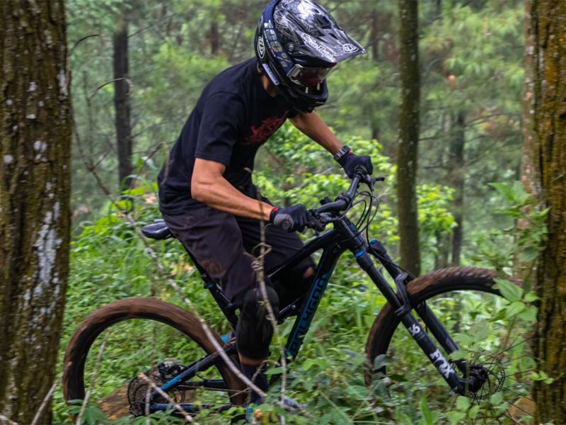 how to ride a bike safely