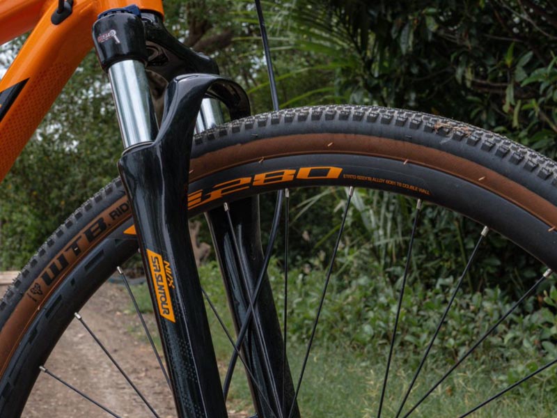 Hybrid Bike vs Mountain Bike Which One Suits You Better? Rodalink