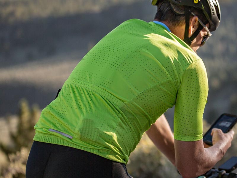 Road Bike Jersey A Guide On How To Find Your Perfect Fit Rodalink