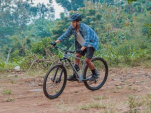 What are the Benefits of Using a Hardtail Frame?