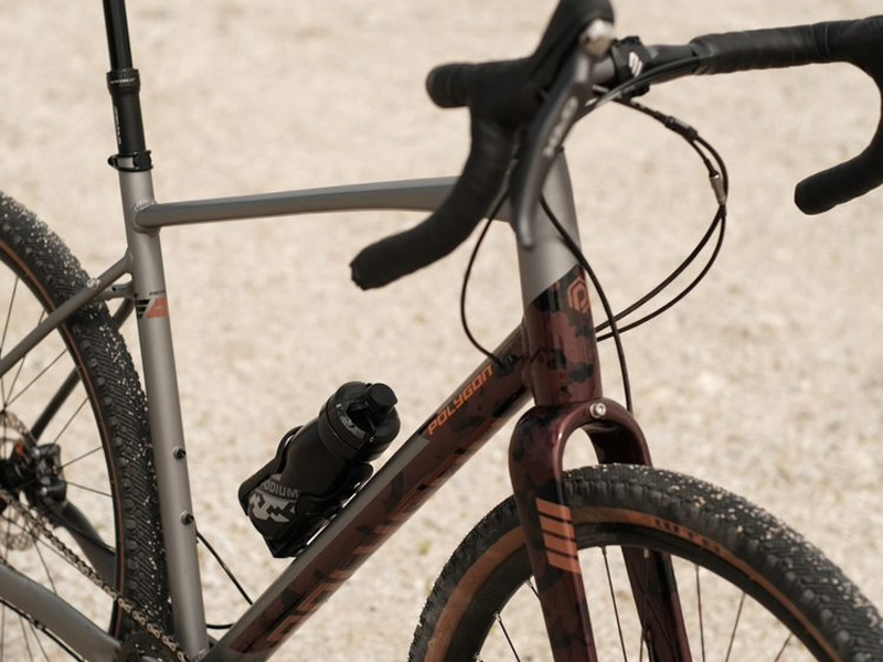 polygon touring bike