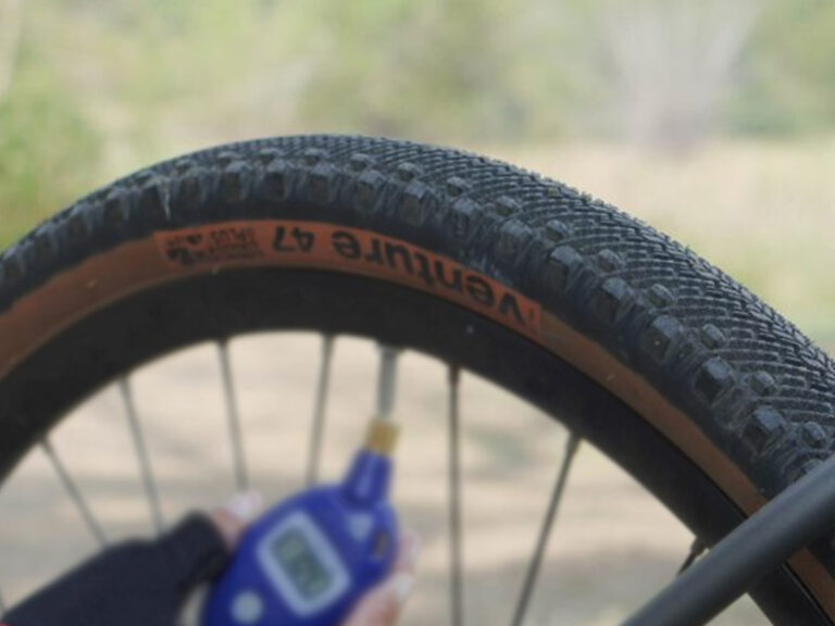 4 Easy Tips on How to Choose Your Hybrid Bike Tires Rodalink