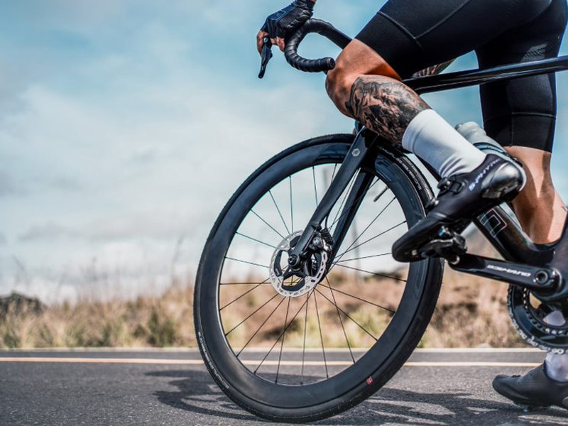 4 Easy Tips on How to Choose Your Hybrid Bike Tires