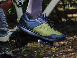 2. Shimano Bike Shoes Enduro SH-AM503