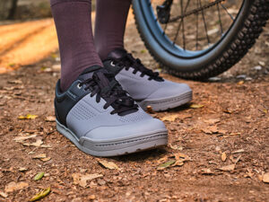 3. Shimano SH-GR501 Gravity Bike Shoes