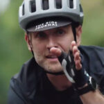 Cycling Communication: 3 Essential Hand Signals to Know
