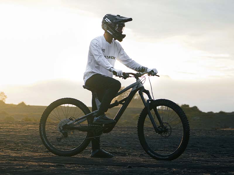 Hardtail vs. Full-Suspension: Mountain Bike Smackdown