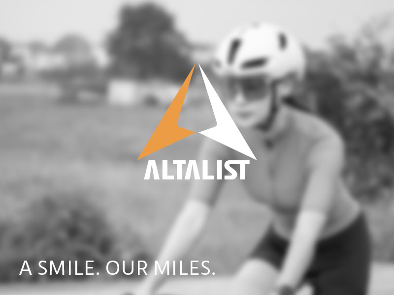 Altalist cycling glasses: a smile, our miles