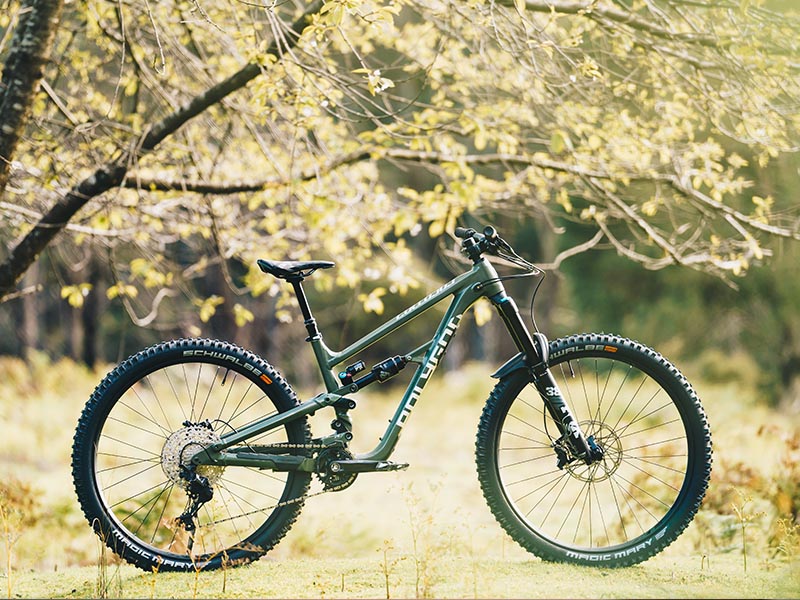 Polygon Collosus N9 Mountain Bike