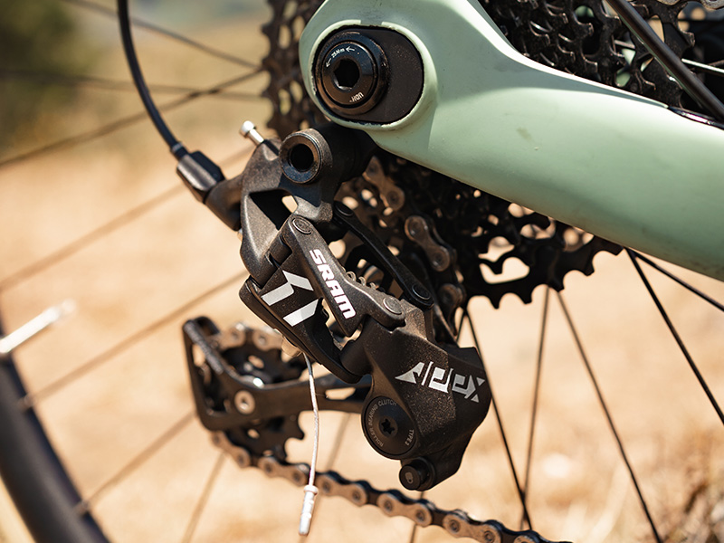 Polygon Tambora G5 gravel bike groupset