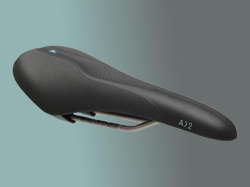 Scientia saddle 60-degree spine angle