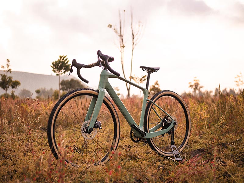 Sepeda gravel: Fleksibel, powerful, dan cepat
