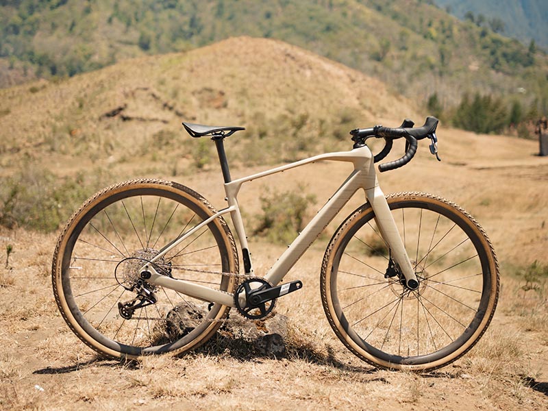 Penampilan pertama sepeda gravel Polygon Tambora G7