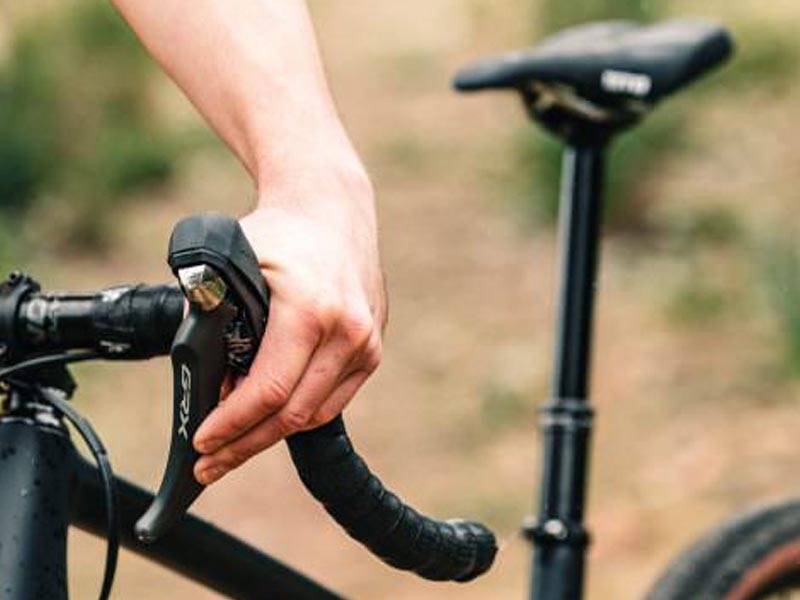 Pulling the gravel bike’s brake lever