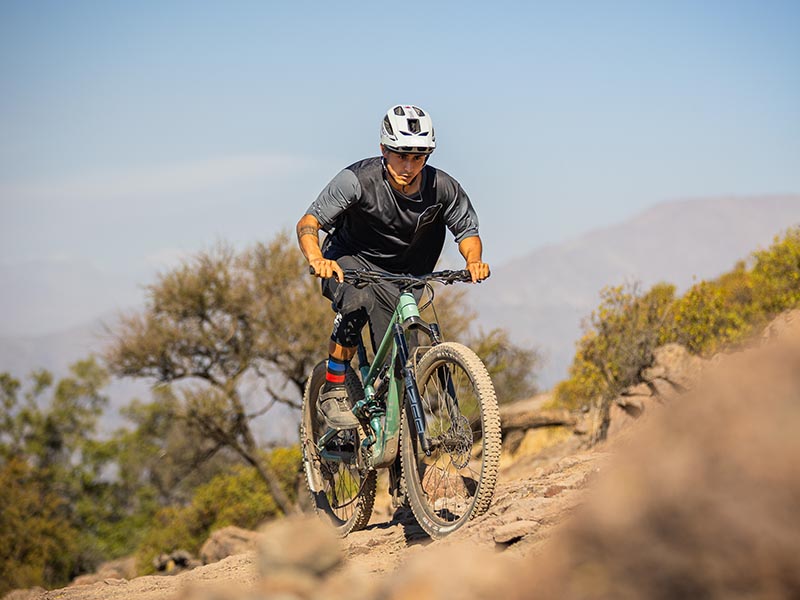 Polygon Collosus N7 mountain bike in action