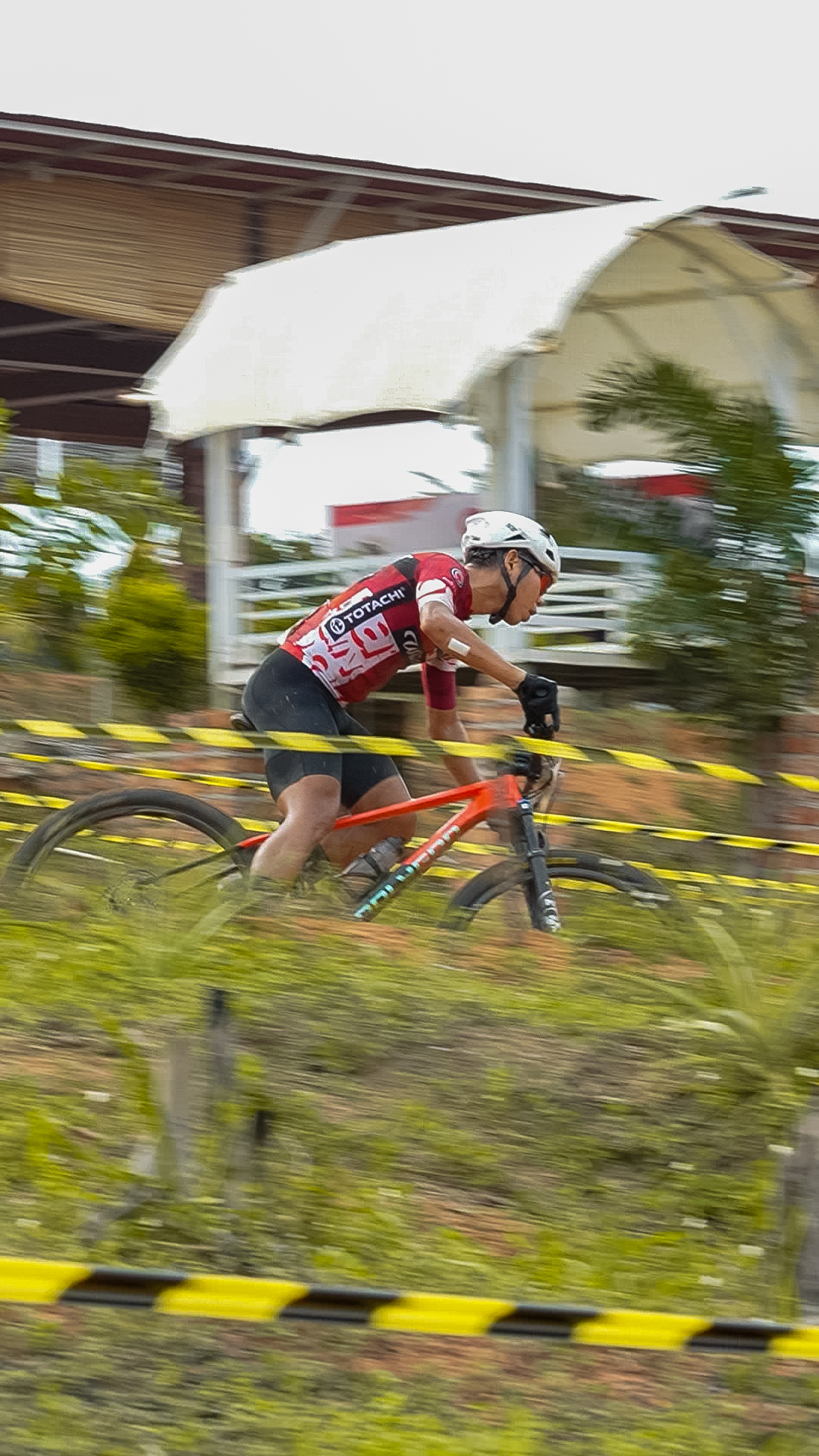 Heart-pounding MTB Natchamps mountain bike racing