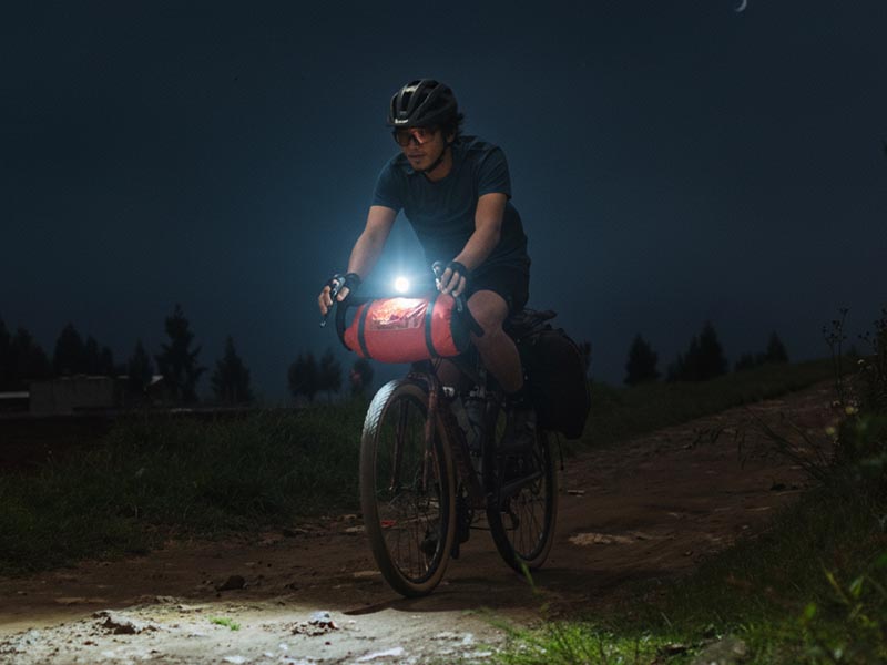 Gravel riding during the minimal light conditions